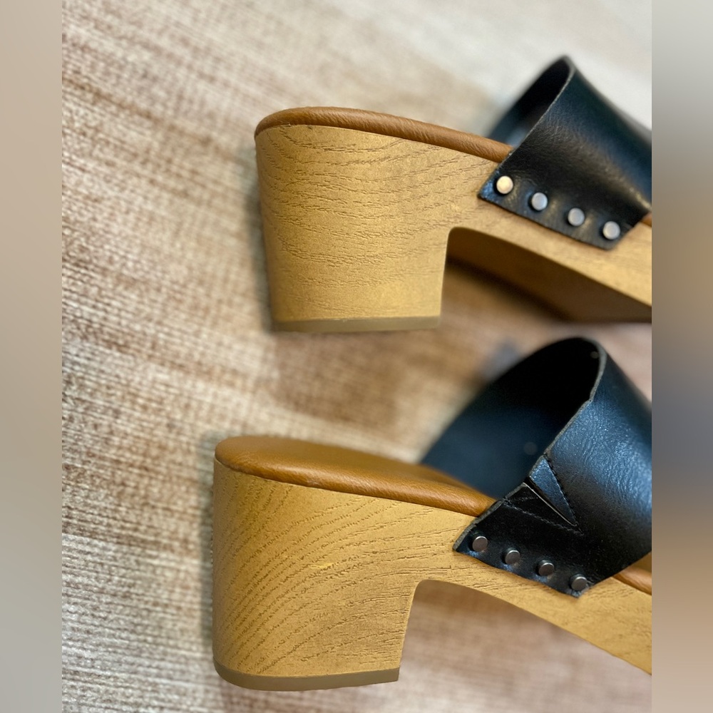 Universal Thread Black Leather Platform Sandals | Size 11 | Retro | Clog | GUC - Picture 13 of 15